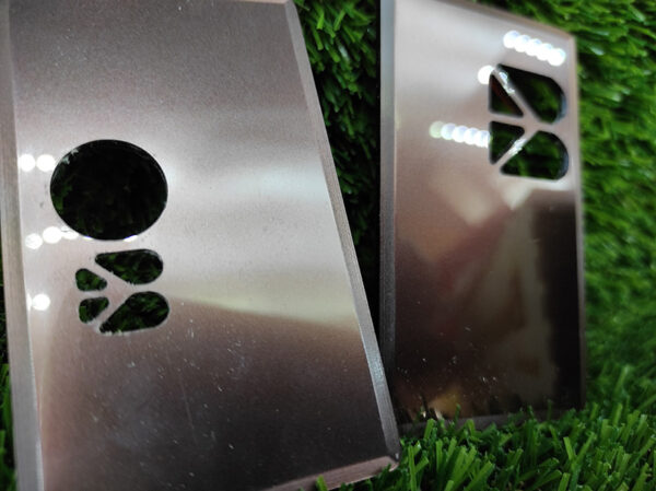 Billetteria – pannelli in acrilico marrone metallizzato per Billet Box